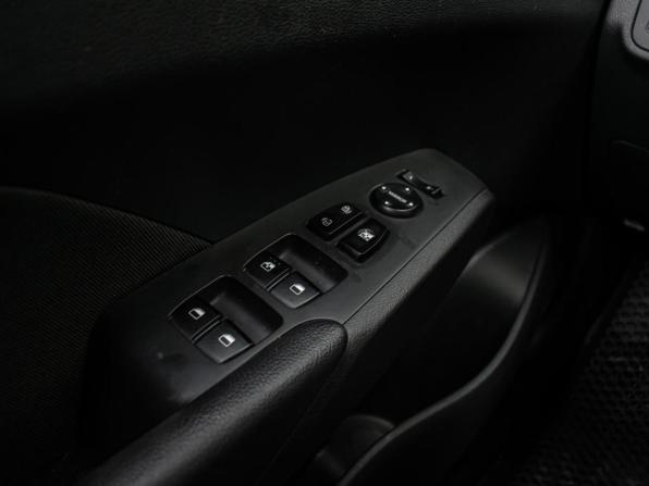 Hyundai Solaris II Рестайлинг с пробегом 2022 года, цена 1 650 000 рублей, 114302 км, седан, Автокод Объявления