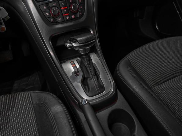Opel Astra J с пробегом 2012 года, цена 645 000 рублей, 236564 км, хэтчбек, Автокод Объявления