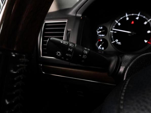 Toyota Land Cruiser 200 Series Рестайлинг 2 с пробегом 2021 года, цена 7 799 000 рублей, 113491 км, внедорожник, Автокод Объявления