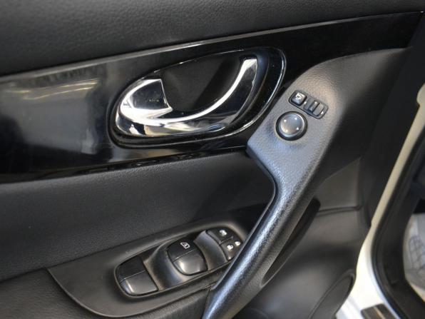 Nissan Qashqai II с пробегом 2014 года, цена 1 199 000 рублей, 218000 км, внедорожник, Автокод Объявления