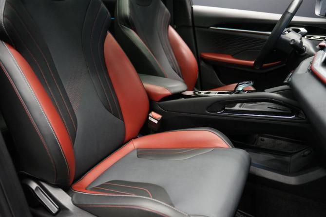 Geely Coolray I Рестайлинг с пробегом 2023 года, цена 2 199 000 рублей, 48800 км, внедорожник, Автокод Объявления