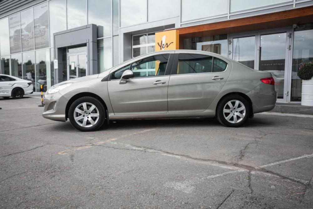 Peugeot 408 I Иркутск  - изображение 4
