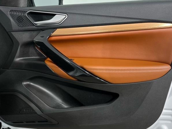 Lada (ВАЗ) Vesta I Рестайлинг (NG) с пробегом 2024 года, цена 1 625 000 рублей, 11791 км, универсал, Автокод Объявления