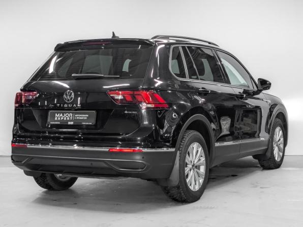 Volkswagen Tiguan II Рестайлинг с пробегом 2021 года, цена 3 040 000 рублей, 72227 км, внедорожник, Автокод Объявления