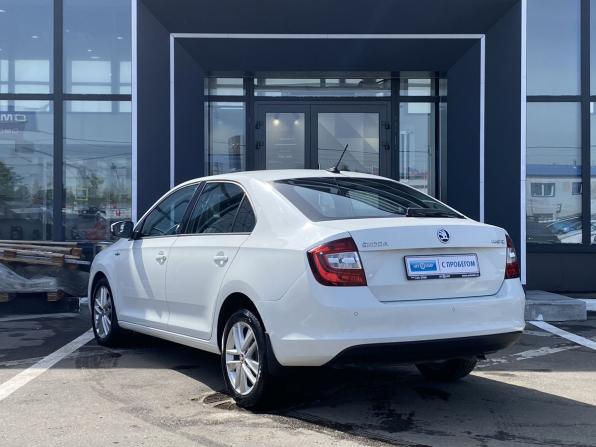 Skoda Rapid I Рестайлинг с пробегом 2018 года, цена 1 199 000 рублей, 124189 км, лифтбек, Автокод Объявления