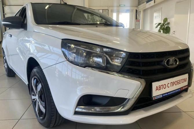 Lada (ВАЗ) Vesta I с пробегом 2017 года, цена 725 000 рублей, 147200 км, седан, Автокод Объявления