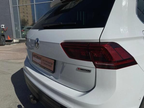 Volkswagen Tiguan II с пробегом 2018 года, цена 2 177 000 рублей, 183174 км, внедорожник, Автокод Объявления