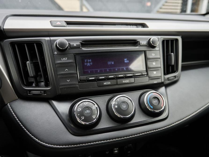 Toyota RAV4 IV (XA40) Рестайлинг Казань  - изображение 9