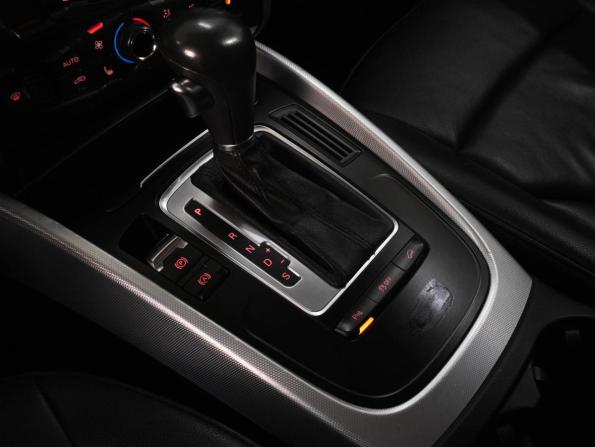 Audi Q5 I (8R) с пробегом 2011 года, цена 1 819 000 рублей, 184117 км, внедорожник, Автокод Объявления