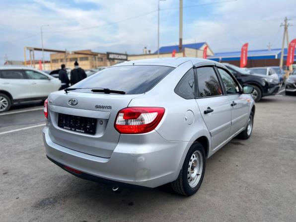 Lada (ВАЗ) Granta I с пробегом 2015 года, цена 380 000 рублей, 136140 км, лифтбек, Автокод Объявления
