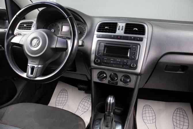 Volkswagen Polo V с пробегом 2013 года, цена 879 000 рублей, 141000 км, седан, Автокод Объявления