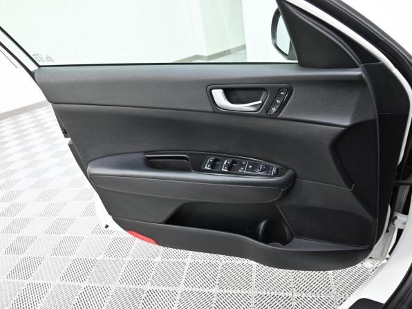 Kia Optima IV с пробегом 2018 года, цена 1 139 000 рублей, 84898 км, седан, Автокод Объявления