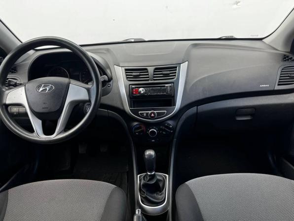 Hyundai Solaris I с пробегом 2013 года, цена 718 000 рублей, 171227 км, хэтчбек, Автокод Объявления