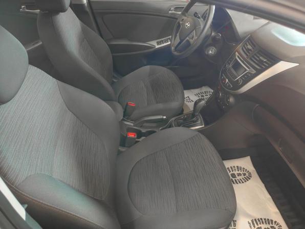 Hyundai Solaris I Рестайлинг с пробегом 2015 года, цена 907 200 рублей, 142430 км, хэтчбек, Автокод Объявления
