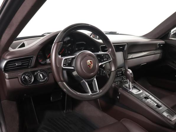 Porsche 911 VII (991) Рестайлинг с пробегом 2017 года, цена 8 777 000 рублей, 45871 км, купе, Автокод Объявления