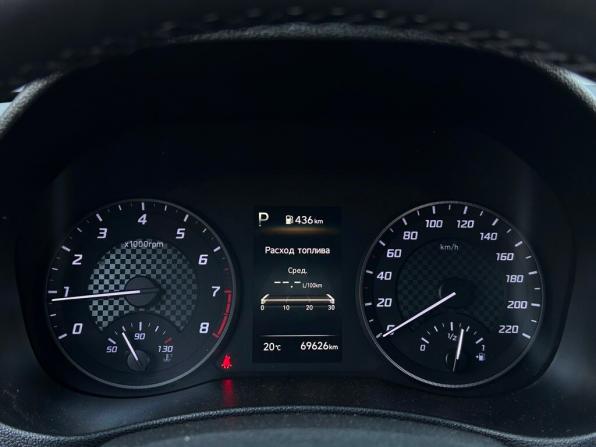 Hyundai Solaris II Рестайлинг с пробегом 2021 года, цена 1 612 400 рублей, 69626 км, седан, Автокод Объявления