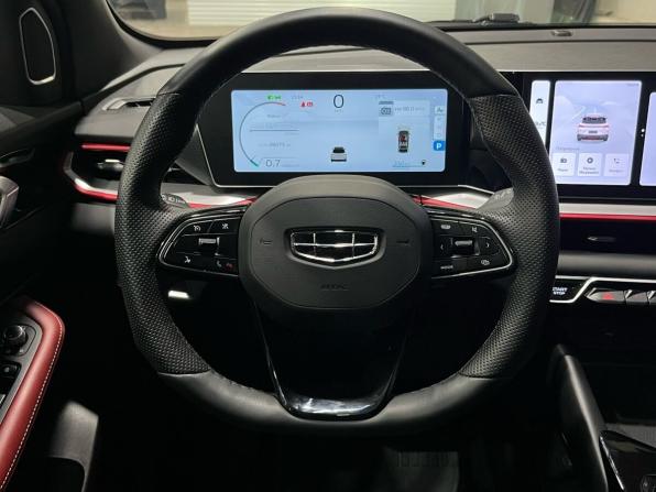 Geely Coolray I Рестайлинг с пробегом 2023 года, цена 1 950 000 рублей, 38075 км, внедорожник, Автокод Объявления