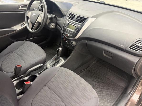 Hyundai Solaris I Рестайлинг с пробегом 2016 года, цена 1 129 000 рублей, 137718 км, седан, Автокод Объявления