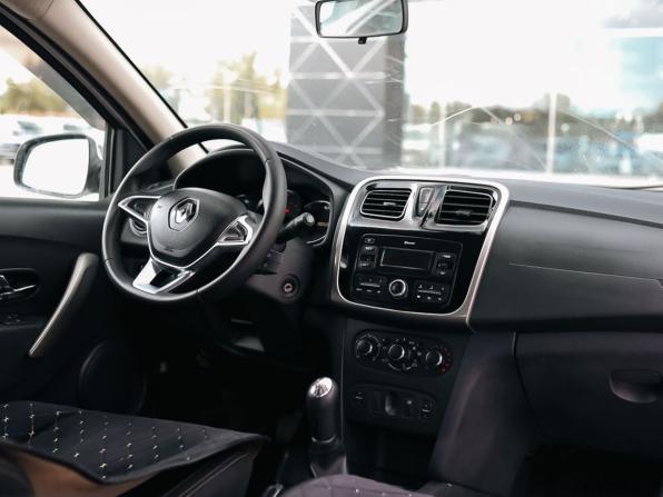 Renault Sandero II Рестайлинг с пробегом 2020 года, цена 710 000 рублей, 190530 км, хэтчбек, Автокод Объявления