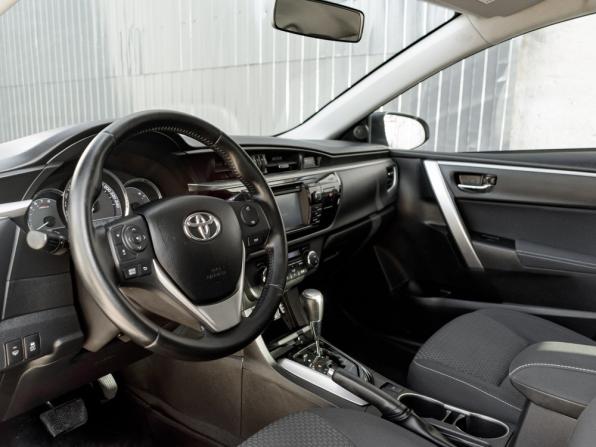 Toyota Corolla XI (E160 E170 E180) с пробегом 2013 года, цена 1 380 000 рублей, 170660 км, седан, Автокод Объявления
