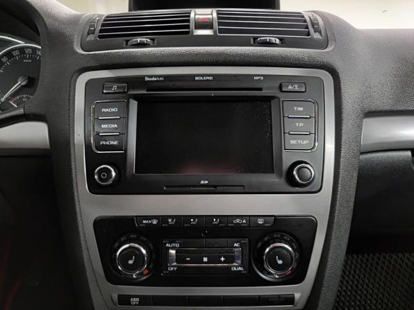 Skoda Octavia II (A5) Рестайлинг с пробегом 2011 года, цена 435 000 рублей, 423280 км, лифтбек, Автокод Объявления