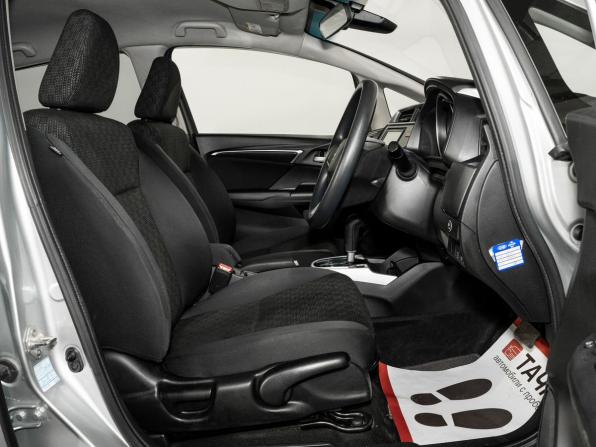 Honda Fit III с пробегом 2016 года, цена 849 500 рублей, 188752 км, хэтчбек, Автокод Объявления