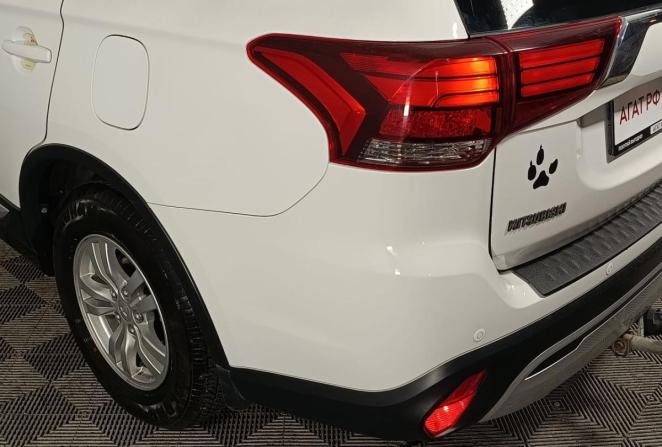 Mitsubishi Outlander III Рестайлинг 3 с пробегом 2019 года, цена 2 096 000 рублей, 154762 км, внедорожник, Автокод Объявления