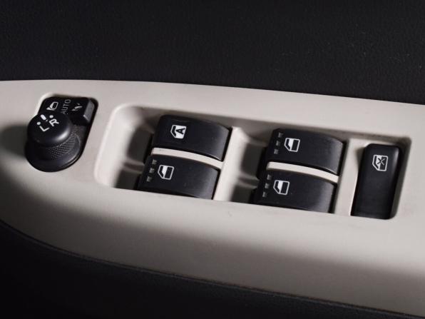 Toyota Passo III с пробегом 2018 года, цена 895 995 рублей, 58558 км, хэтчбек, Автокод Объявления