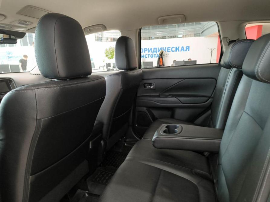 Mitsubishi Outlander III Рестайлинг 3 Казань  - изображение 15
