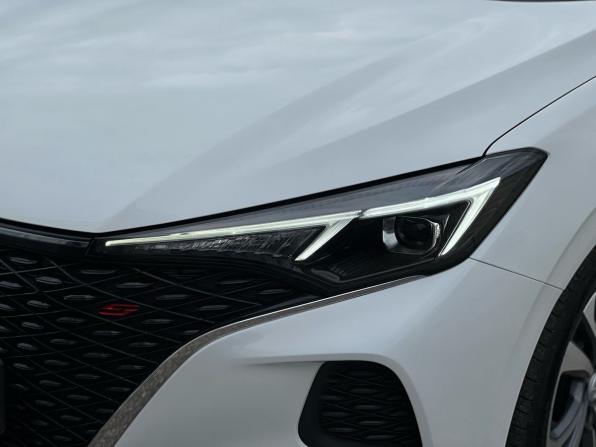 Changan Eado Plus с пробегом 2023 года, цена 1 589 000 рублей, 35500 км, седан, Автокод Объявления