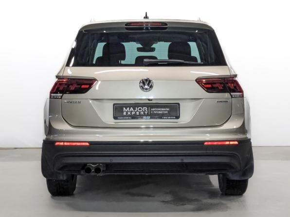Volkswagen Tiguan II с пробегом 2019 года, цена 2 550 000 рублей, 70693 км, внедорожник, Автокод Объявления
