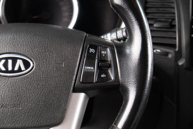 Kia Sorento II с пробегом 2011 года, цена 1 299 000 рублей, 241000 км, внедорожник, Автокод Объявления