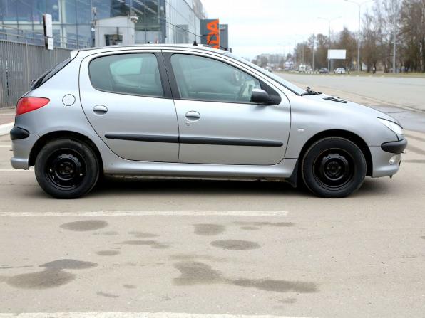 Peugeot 206 с пробегом 2004 года, цена 215 000 рублей, 133000 км, хэтчбек, Автокод Объявления
