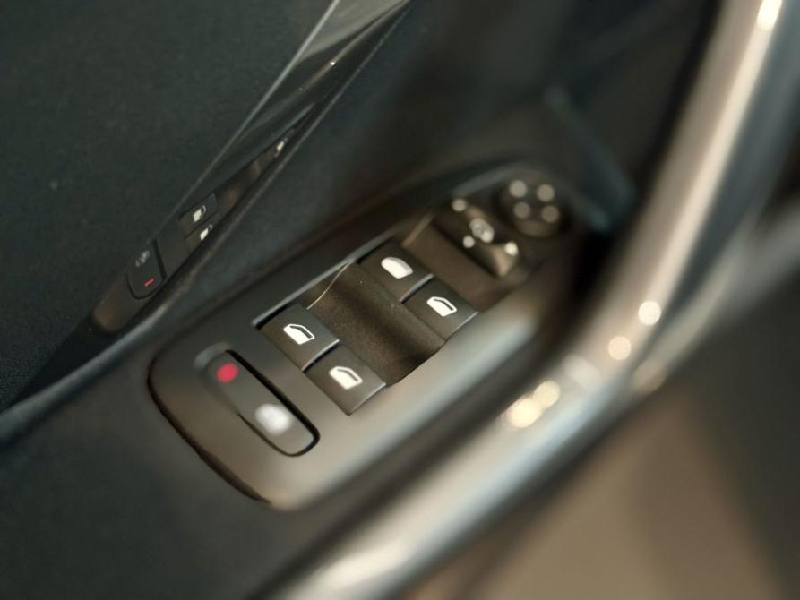 Peugeot 2008 I Рестайлинг Саранск  - изображение 11