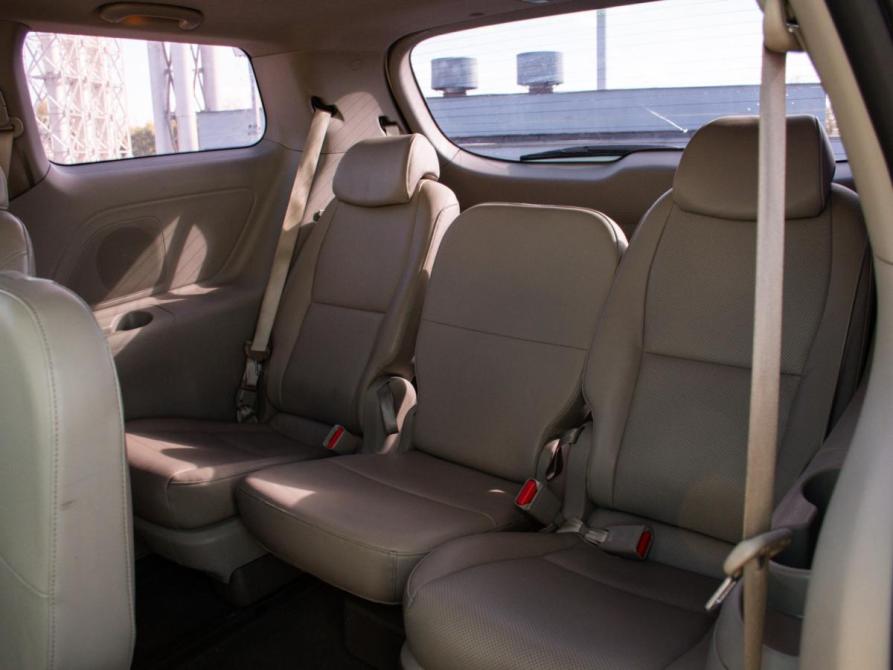 Kia Carnival III Москва  - изображение 10