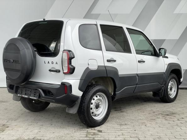 Lada (ВАЗ) Niva Travel I с пробегом 2024 года, цена 1 013 000 рублей, 40295 км, внедорожник, Автокод Объявления