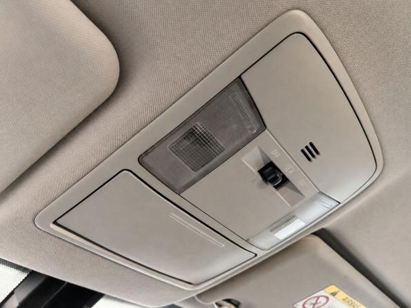 Toyota RAV4 IV (XA40) Рестайлинг с пробегом 2015 года, цена 1 879 000 рублей, 248761 км, внедорожник, Автокод Объявления