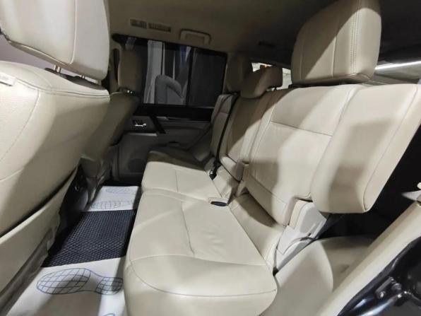 Mitsubishi Pajero IV Рестайлинг 2 с пробегом 2017 года, цена 2 600 000 рублей, 175404 км, внедорожник, Автокод Объявления