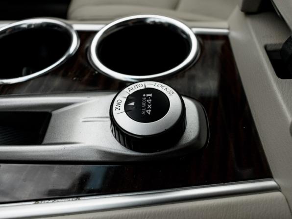 Nissan Pathfinder IV с пробегом 2014 года, цена 1 740 000 рублей, 210522 км, внедорожник, Автокод Объявления
