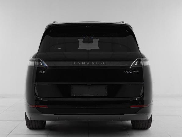 Lynk &amp; Co 900 с пробегом 2025 года, цена 7 819 000 рублей, 65 км, внедорожник, Автокод Объявления