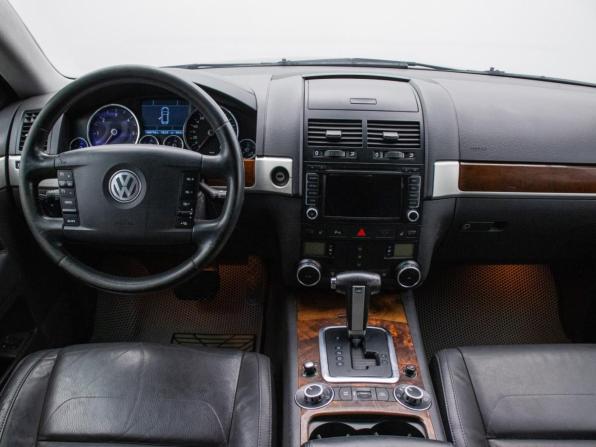 Volkswagen Touareg I Рестайлинг с пробегом 2008 года, цена 950 000 рублей, 336713 км, внедорожник, Автокод Объявления