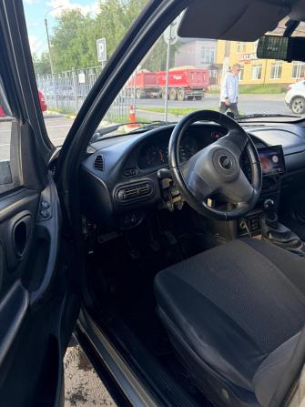Chevrolet Niva I Рестайлинг с пробегом 2011 года, цена 340 000 рублей, 148000 км, внедорожник, Автокод Объявления