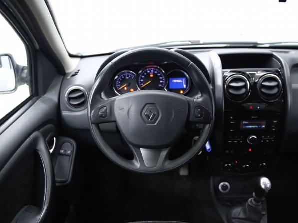 Renault Duster I Рестайлинг с пробегом 2017 года, цена 1 370 000 рублей, 170292 км, внедорожник, Автокод Объявления