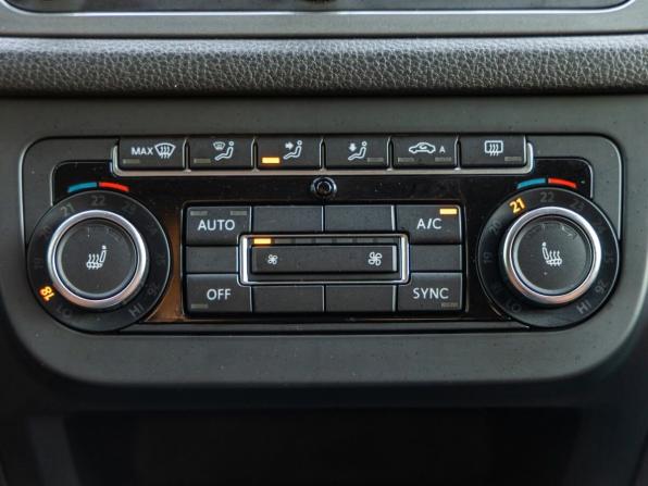 Volkswagen Tiguan I Рестайлинг с пробегом 2014 года, цена 1 398 000 рублей, 216696 км, внедорожник, Автокод Объявления