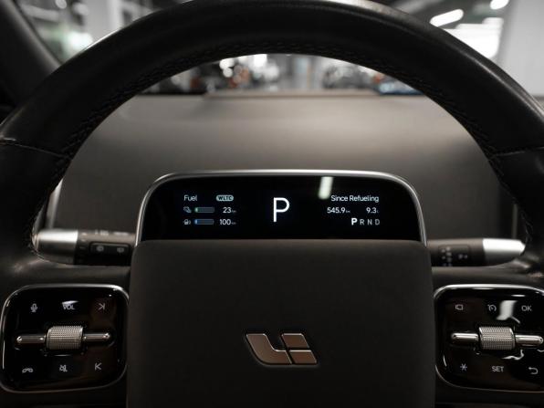 Li Auto (Lixiang) L9 I с пробегом 2023 года, цена 6 420 000 рублей, 48721 км, внедорожник, Автокод Объявления