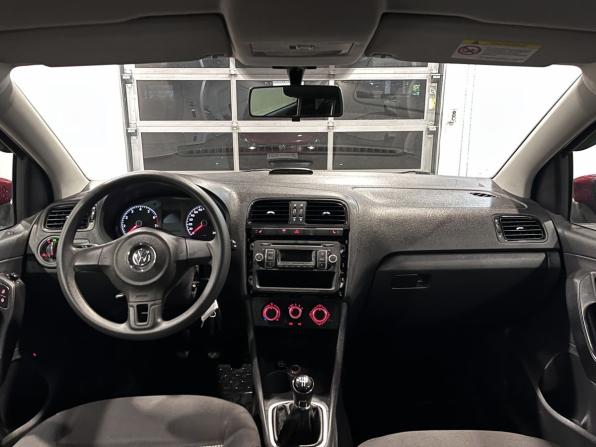 Volkswagen Polo V с пробегом 2011 года, цена 650 000 рублей, 188620 км, седан, Автокод Объявления