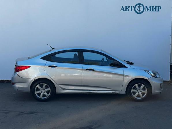 Hyundai Solaris I с пробегом 2013 года, цена 596 000 рублей, 491673 км, седан, Автокод Объявления