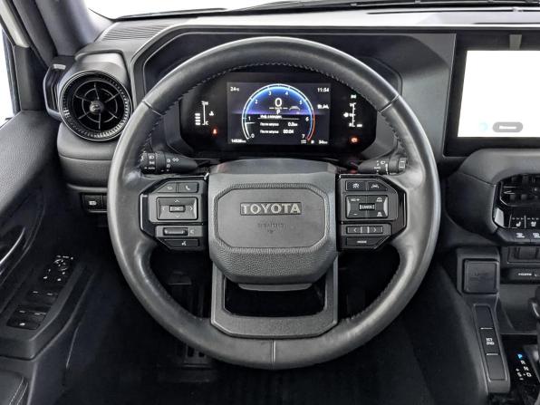 Toyota Land Cruiser Prado 250 Series с пробегом 2024 года, цена 8 990 000 рублей, 14270 км, внедорожник, Автокод Объявления