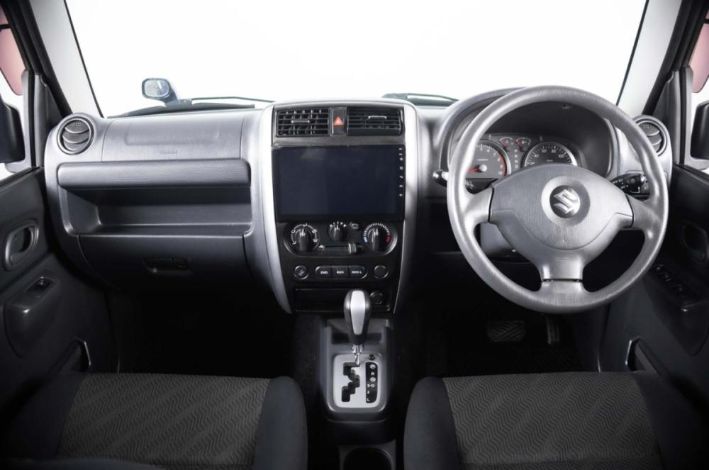 Suzuki Jimny III Рестайлинг 2 Пермь  - изображение 12