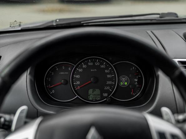 Mitsubishi Pajero Sport II Рестайлинг с пробегом 2015 года, цена 1 500 000 рублей, 272602 км, внедорожник, Автокод Объявления